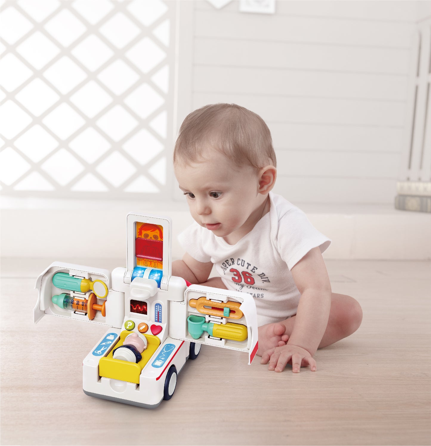 Hola Toy Ambulance (with lights/music/electric universal)