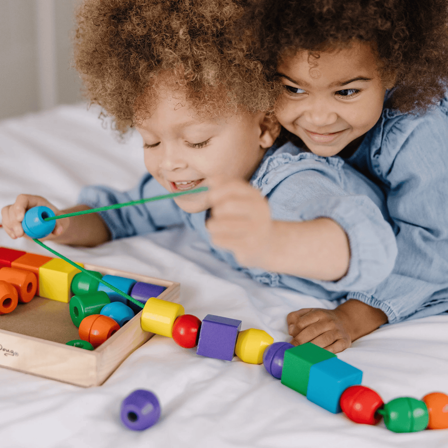 Melissa & Doug Primary Lacing Beads 18L