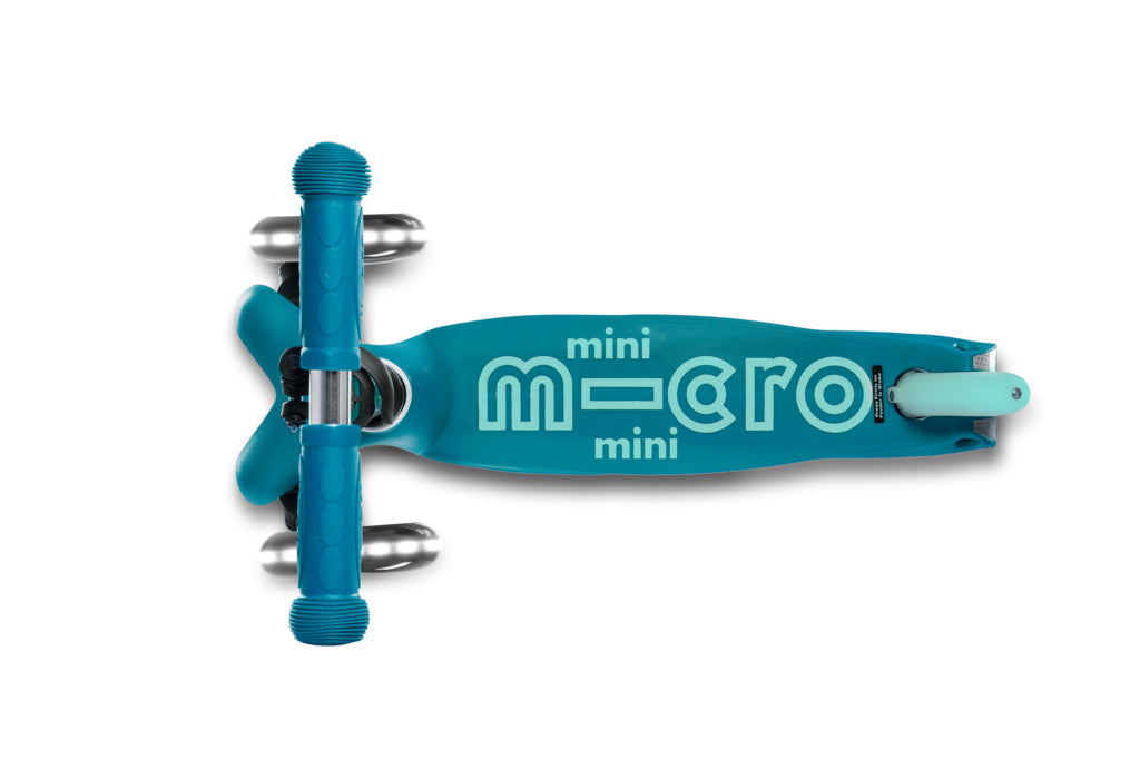 Mini Micro Deluxe Aqua LED Scooter