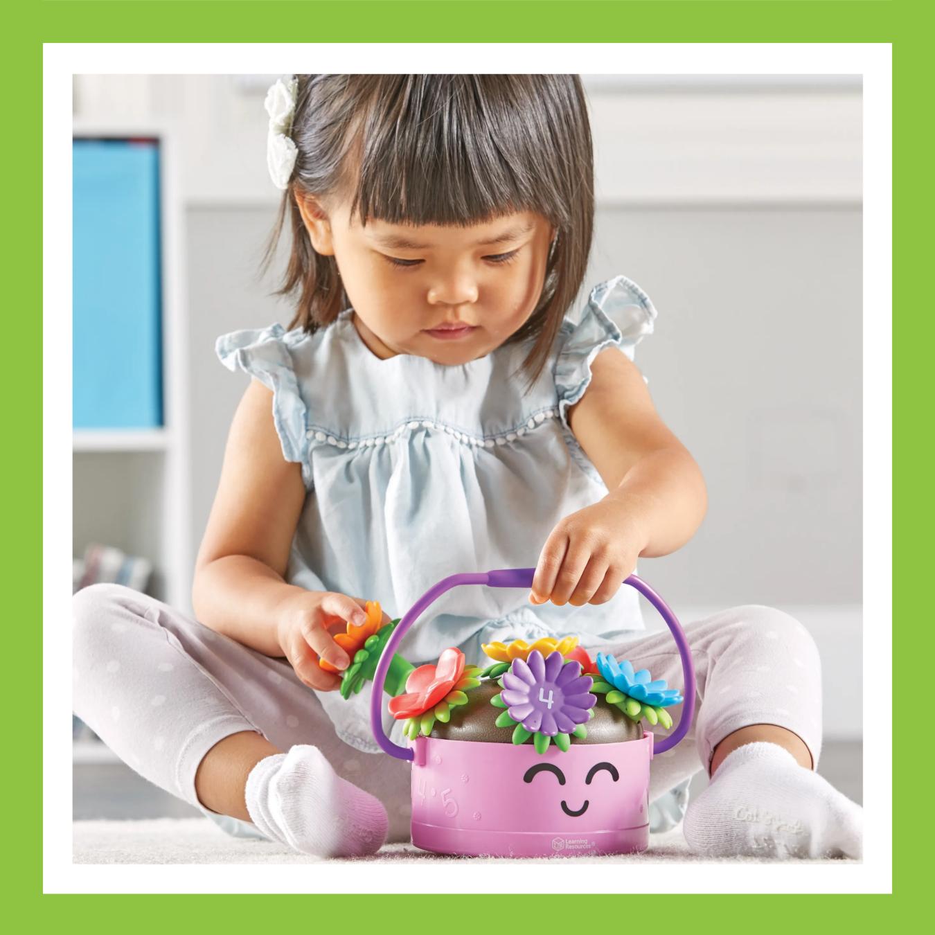 LEARNING RESOURCES POPPY THE COUNT & STACK FLOWER POT™