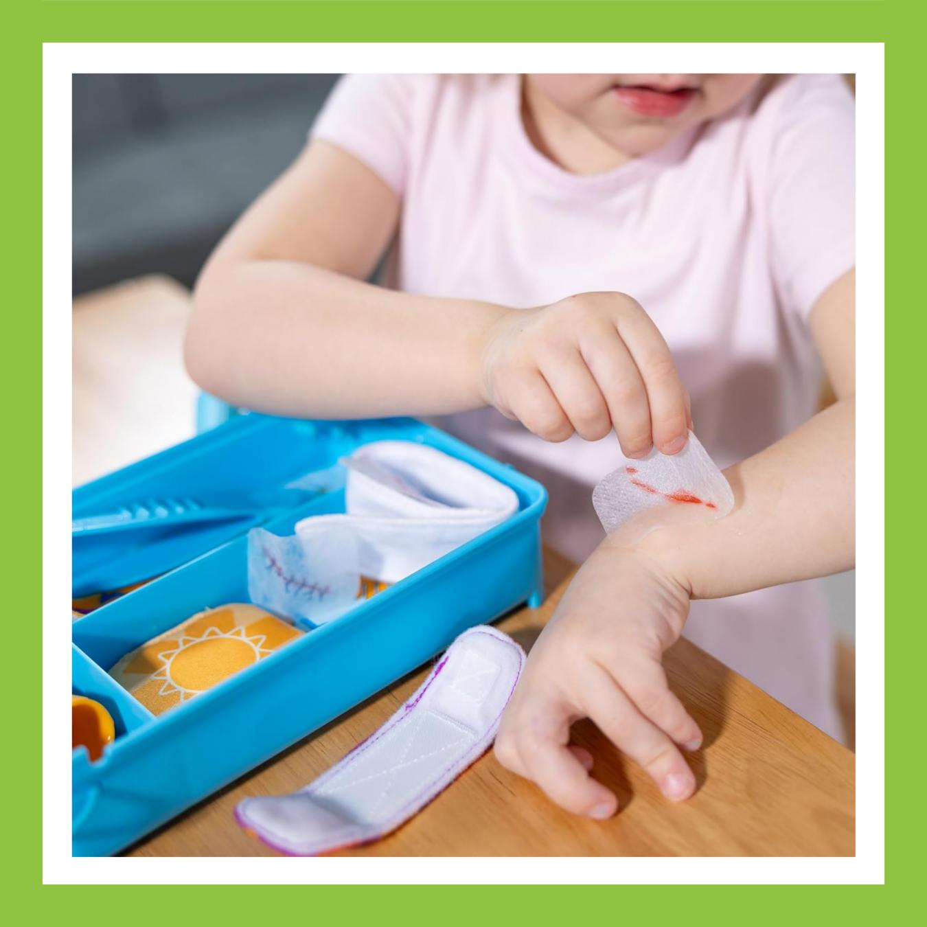 Melissa & Doug Boo-Boos & Bandages Reusable Play Set
