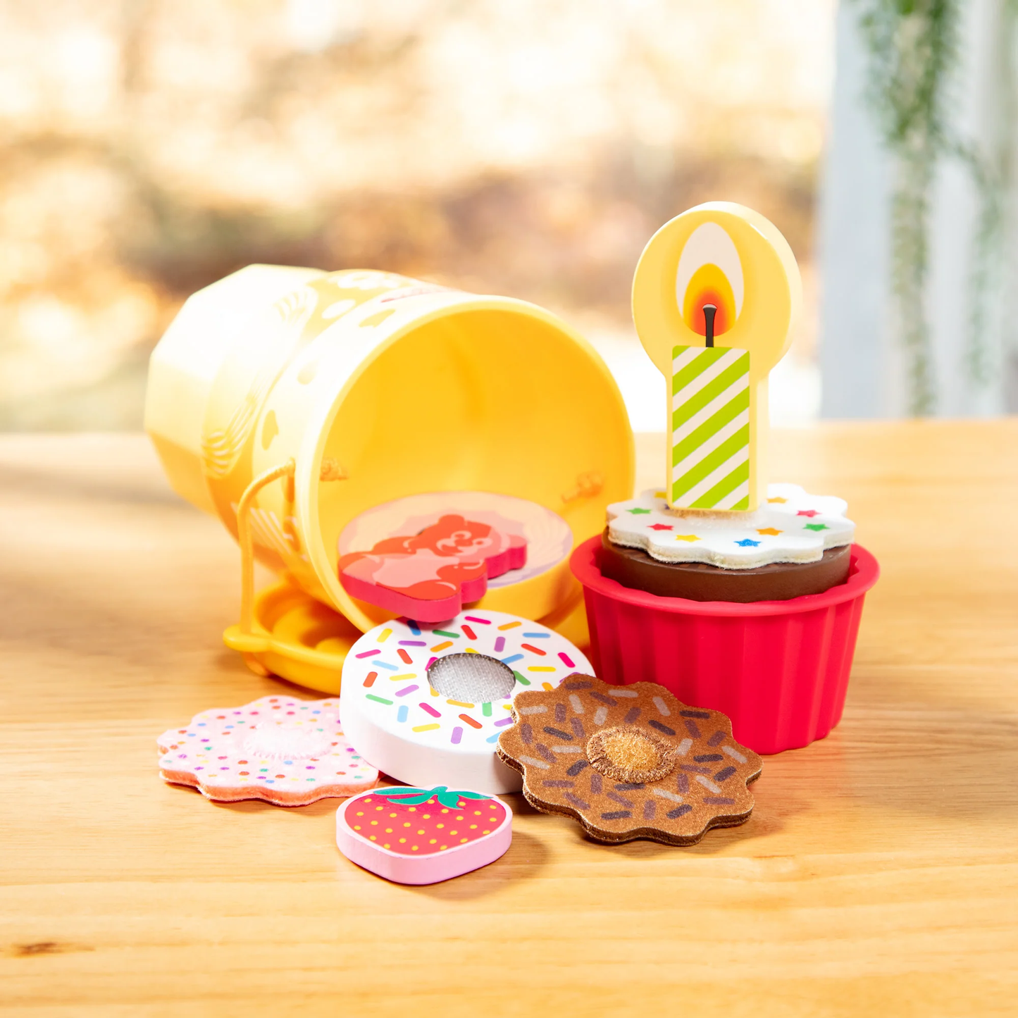 Melissa & Doug Play to Go Cup Cake & Cookies Play Set