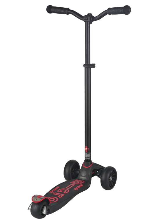 Maxi Micro Deluxe Pro Black/Red Scooter