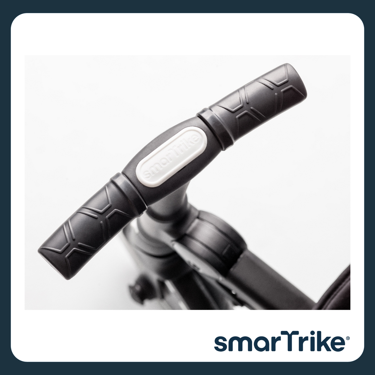 SmarTrike Traveler Black